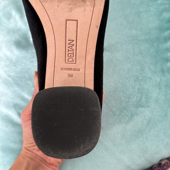 Very lightly worn! Deltan Black Velvet Mary Jane’s purchased Fromm Dillards - Picture 8 of 11